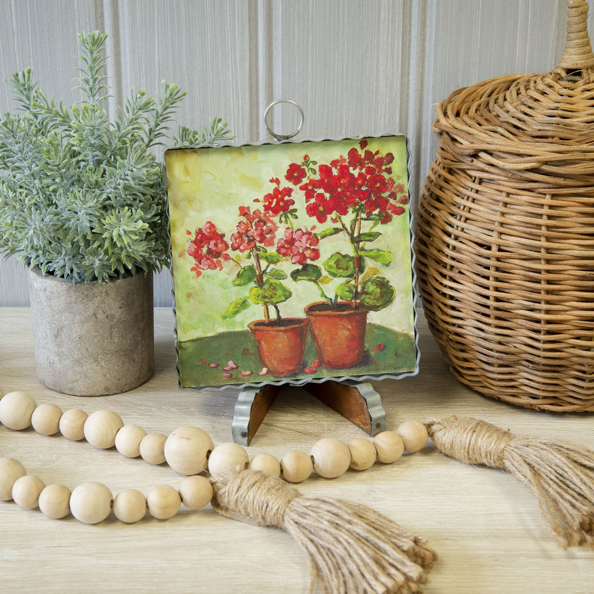 Potted Geraniums Mini