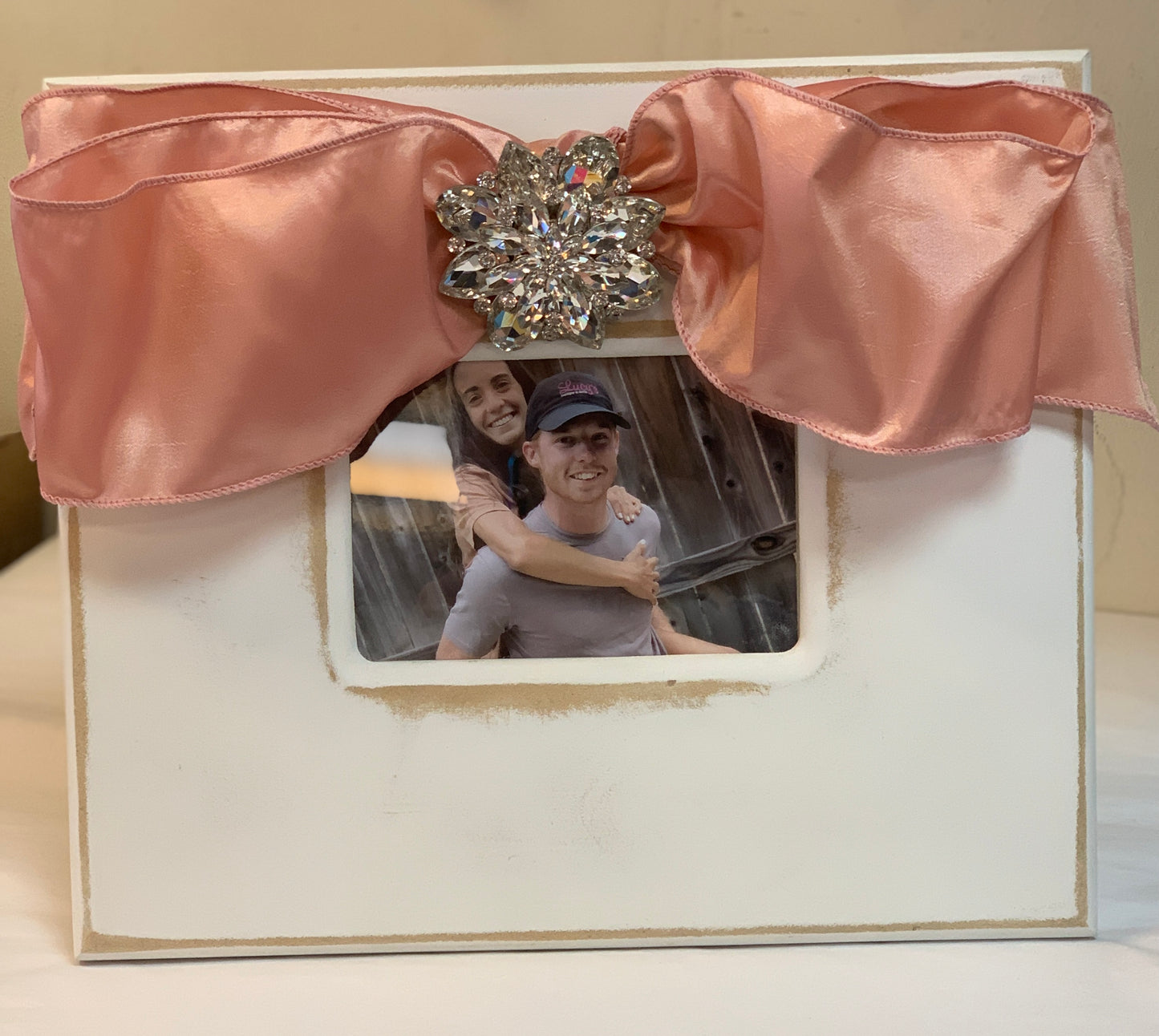 Pink Bow Frame